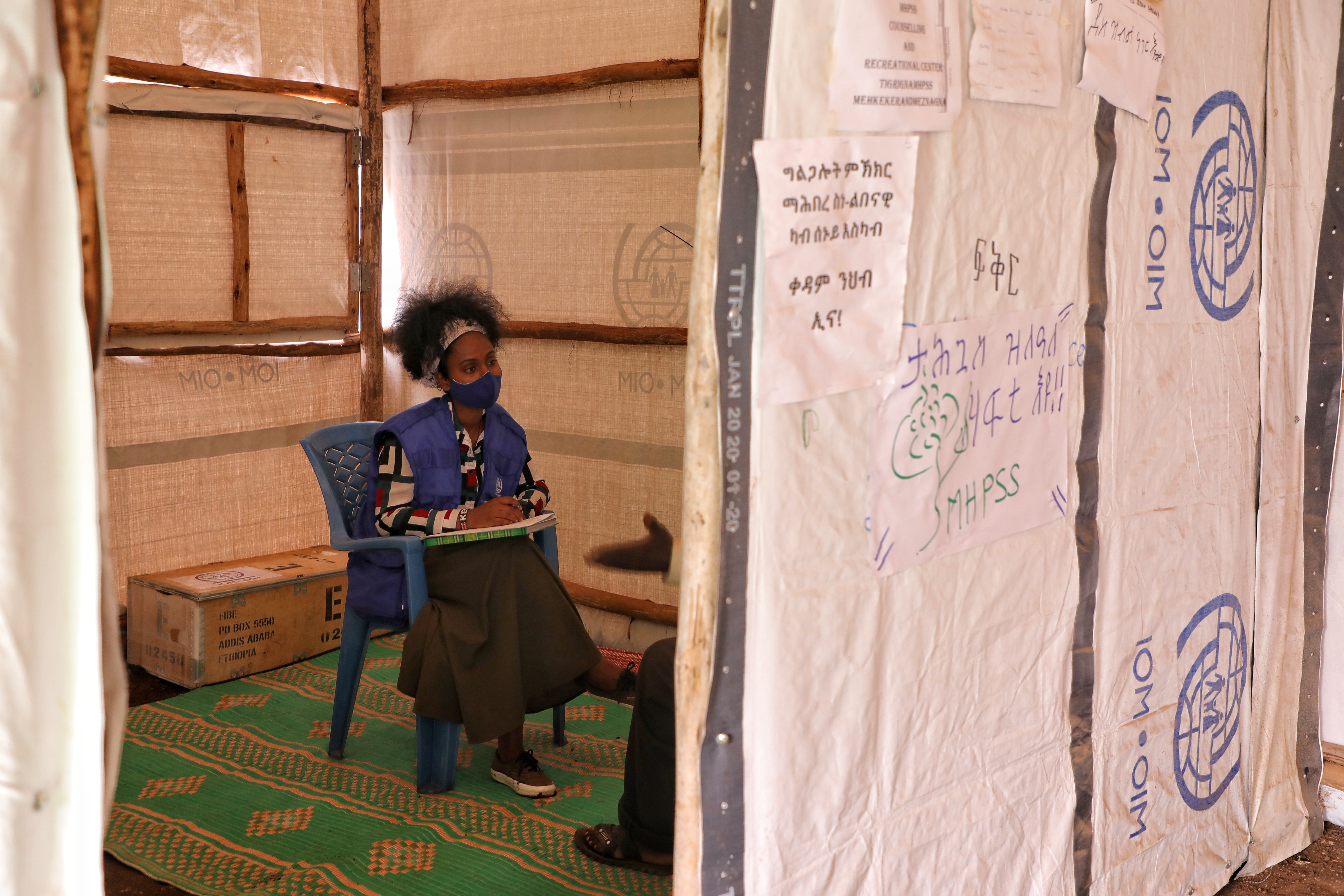 An IOM MHPSS counsellor has a one-on-one session with an IDP in Shire, Tigray. Photo: IOM/Kaye Viray
